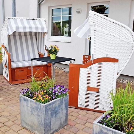Appartementhaus Greta Im Ostseebad Sellin  ภายนอก รูปภาพ